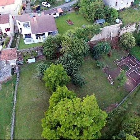 Chez Fouchs - D'hotes Dun-sur-Meuse