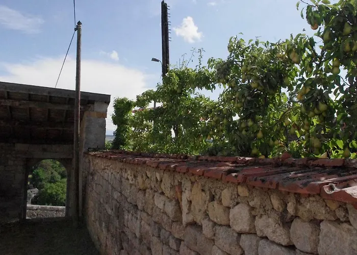 Chez Fouchs - D'hotes Bed & Breakfast Dun-sur-Meuse